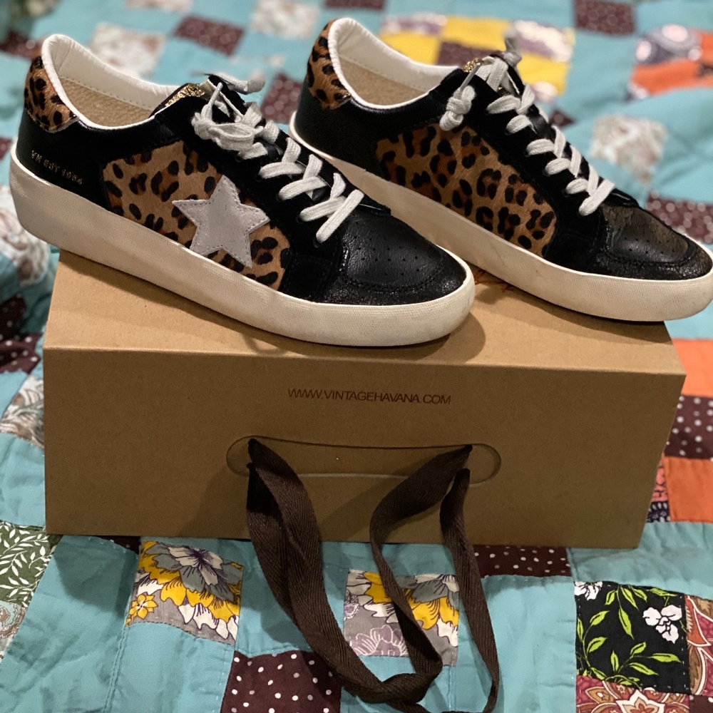 **Brand New in Box**Vintage Havana Elodie  Sneakers